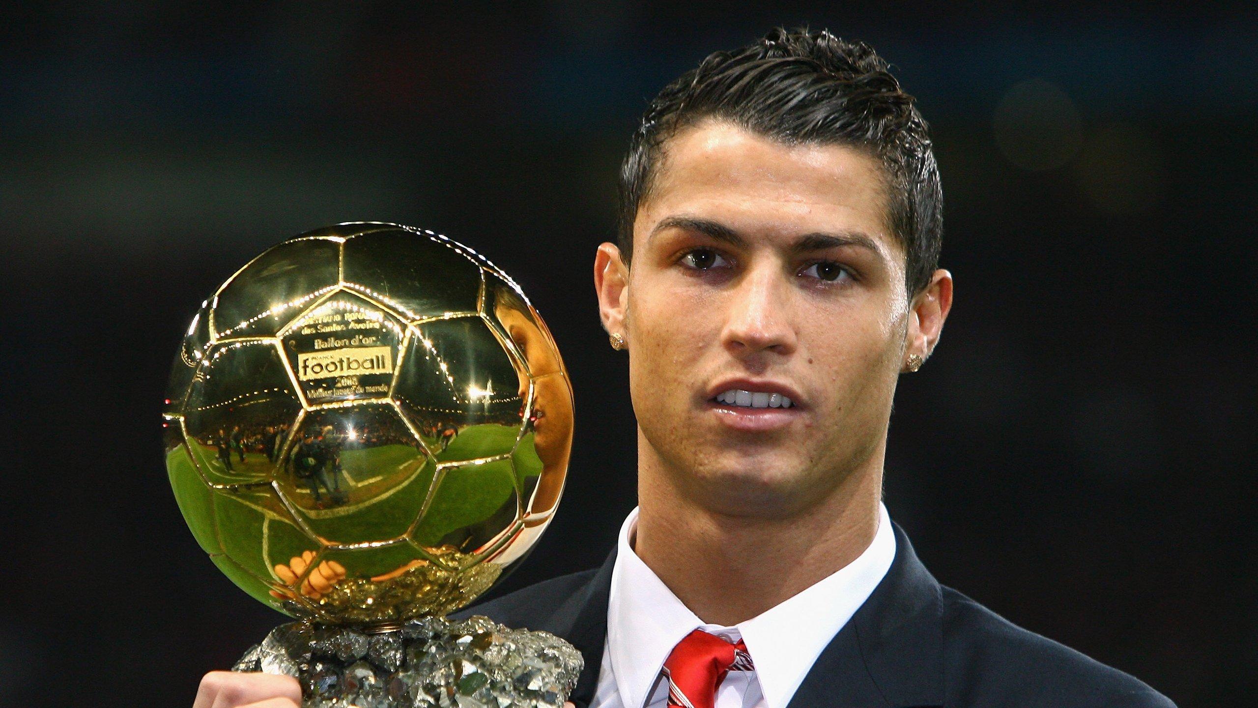 李玮锋独家专访，谈国足压力与舆论风暴，直言输球挨骂是常态，海参争议背后是成绩缺失