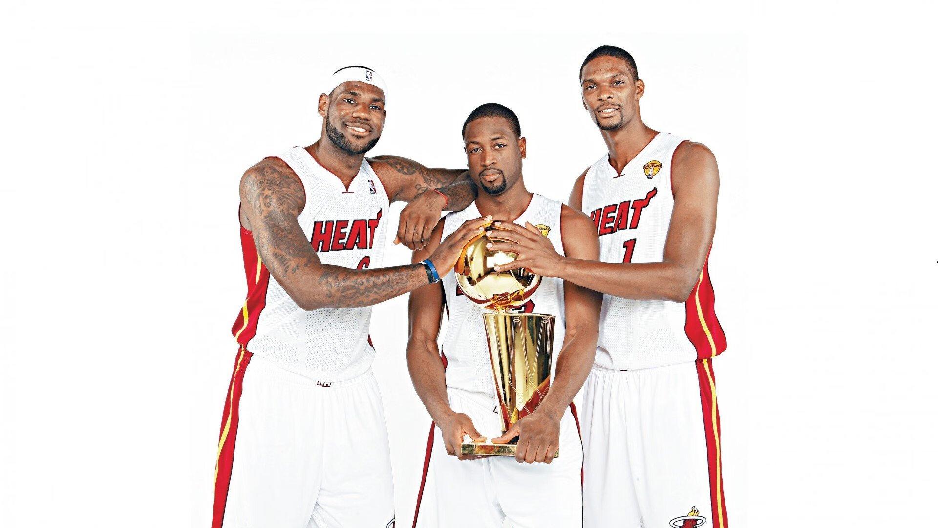 杜兰特处境引热议，名嘴直言其话语权缺失，对比库里与詹姆斯凸显尴尬地位