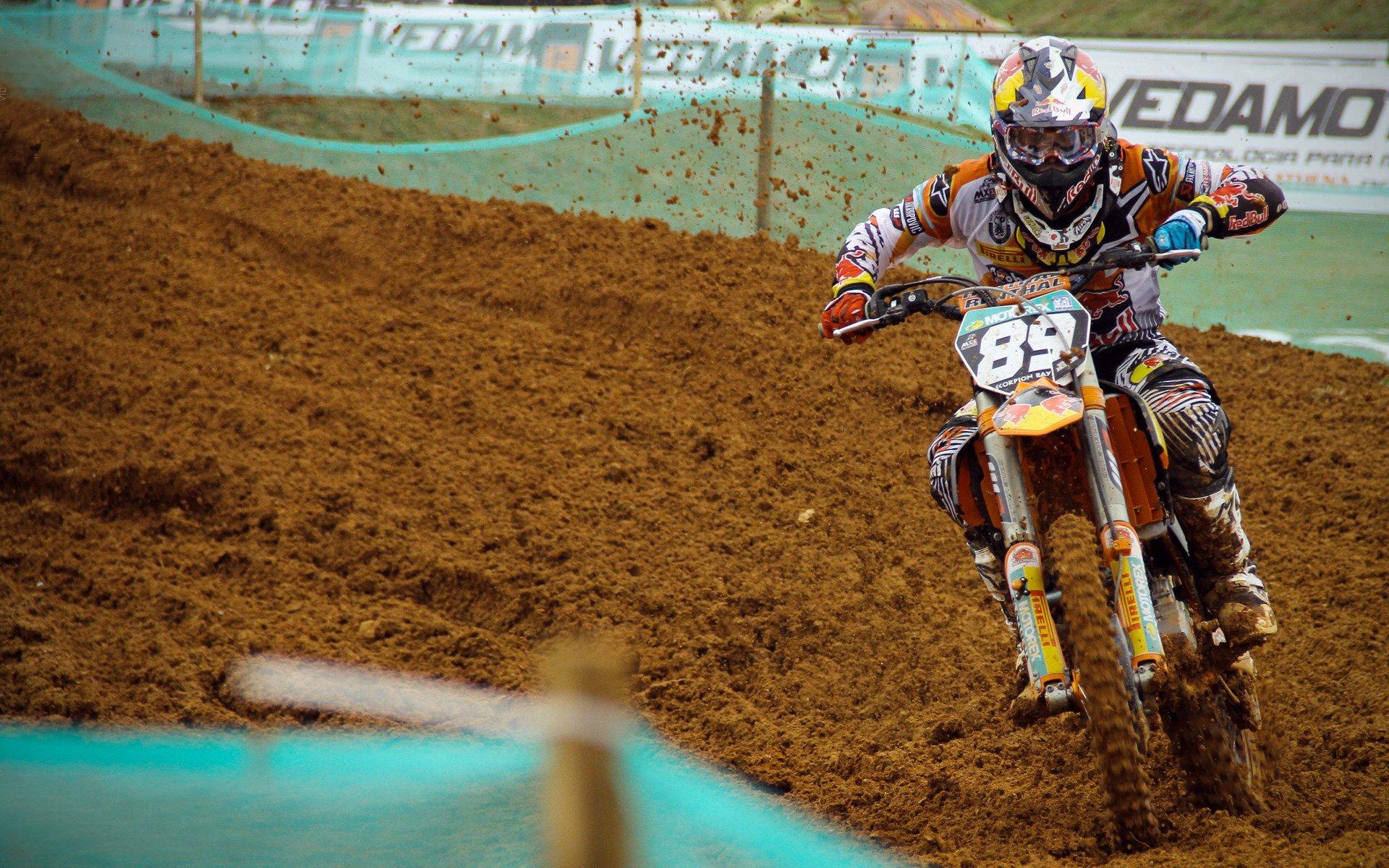 澳客官网首页|青春风暴再升级！西媒揭秘亚马尔身高暴涨10厘米，科学家预测生长期可持续至21岁